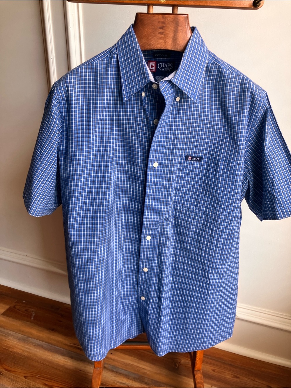 Chaps Men’s Large Blue Plaid Short Sleeve Button Down Shirt Easy Care